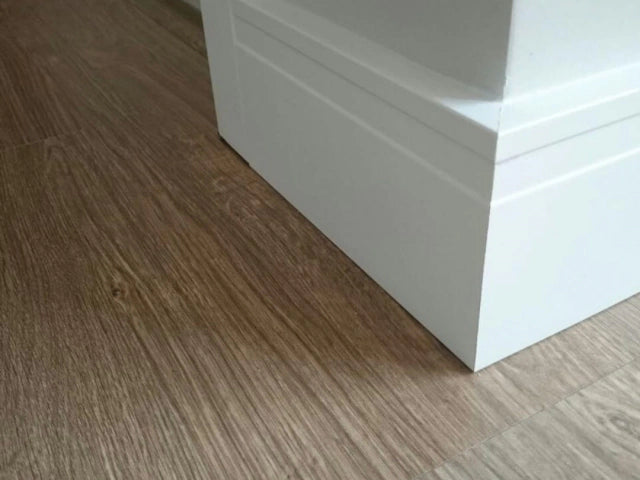 Rodapé 12 cm em MDF Branco com friso - Madebene