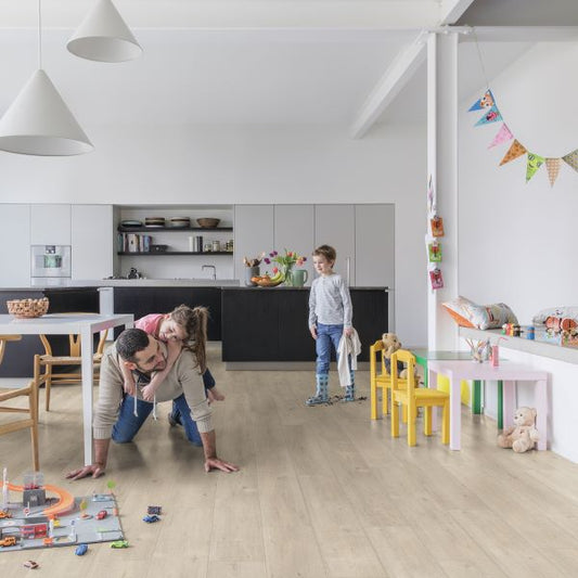 Piso laminado Quick-Step Impressive - Carvalho bege serrado - 1,83m² por caixa