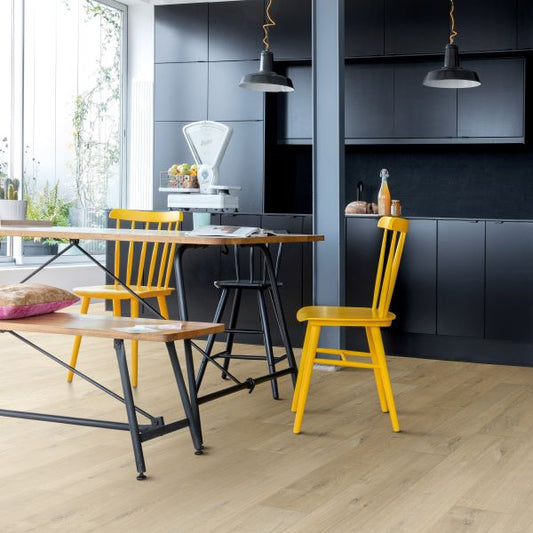Piso laminado Quick-Step Impressive - Carvalho suave médio - 1,83m² por caixa
